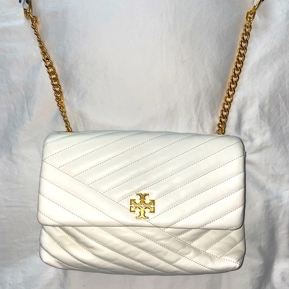 Tory Burch Handbags - Tory Burch Kira Chevron Flap Shoulder Quilted Leather bag